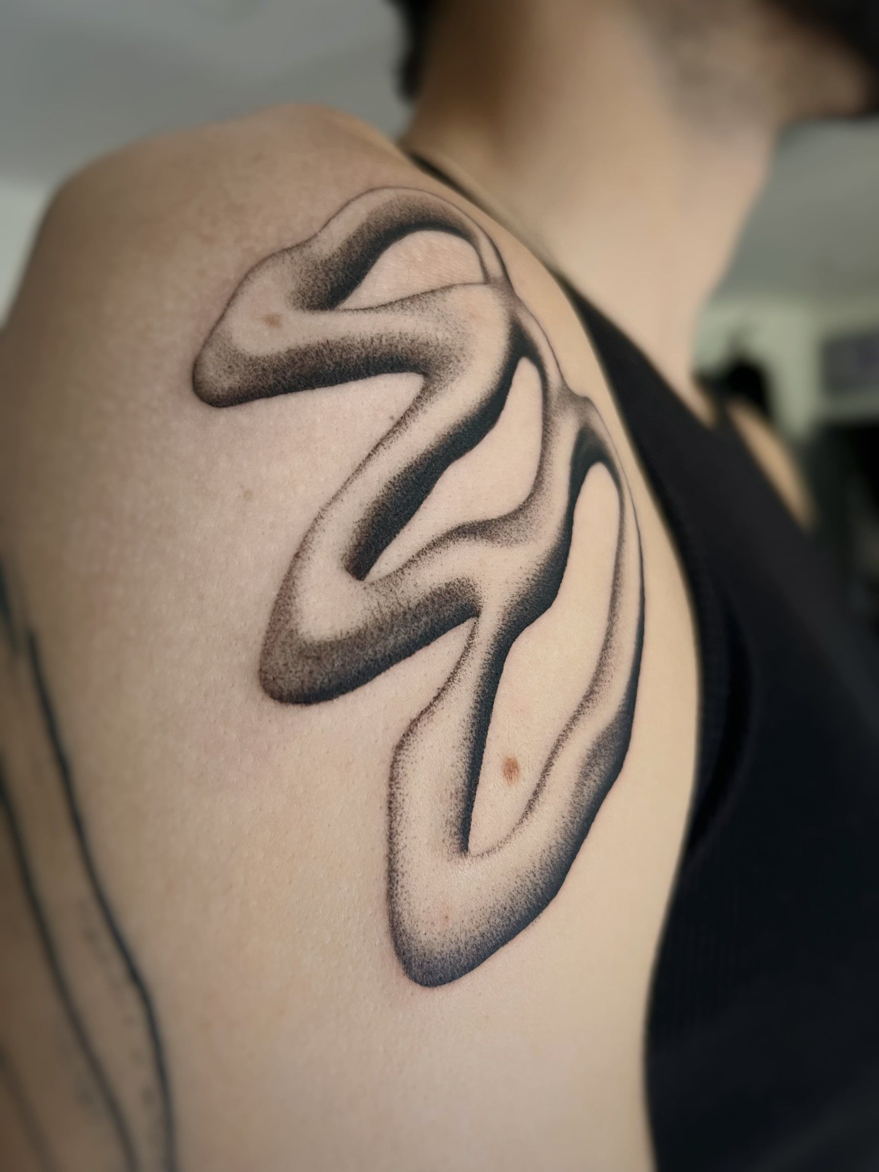 Abstract form, shoulder